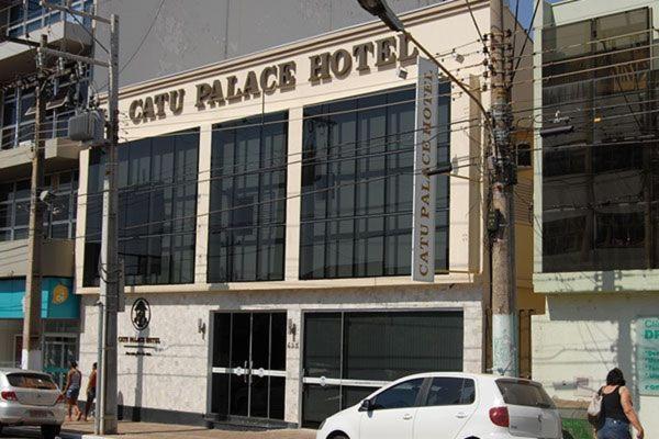 Catu Palace Hotel Rondonópolis Kültér fotó